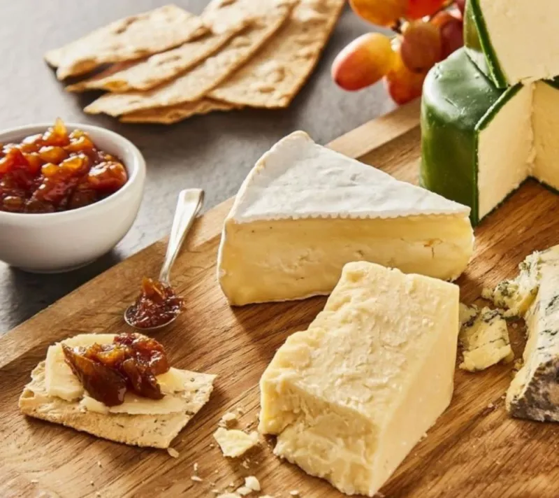 Cheese Board Chutney: fruchtig & aromatisch mit Apfel und Feige. Perfekt zu Käse, Fleisch und mehr – glutenfrei & vielseitig.