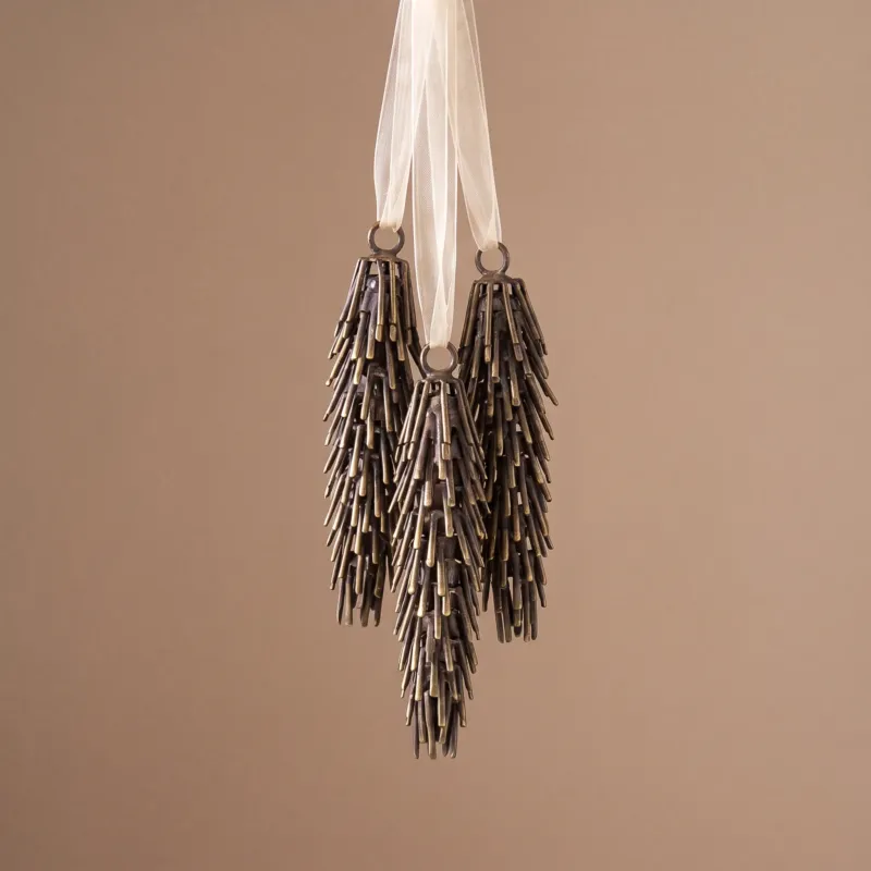 Suspension de Noël Pomme de Pin Métal 13 cm Marron