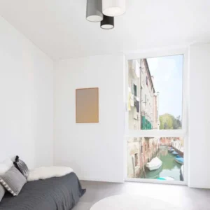 Bryson Deckenleuchte 3-flammig Ø 35cm Schwarz, Weiß, Grau - moderne Deckenlampe im minimalistischen Raum