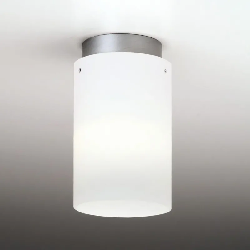 Casablanca Deckenleuchte Tube XL Ø 10cm in modernem Design mit satinierter Glasoberfläche und metallischem Befestigungselement.