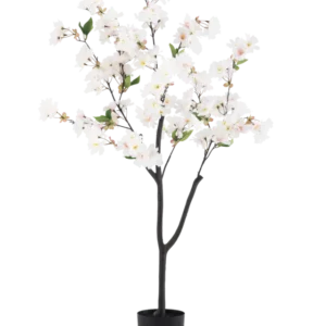 Die künstliche Kirschblüte 120 cm weiß ist ein künstlicher Baum in einem Topf mit dunkelbraunen Zweigen, grünen Blättern und weißen Blütensträußen vor einem schlichten weißen Hintergrund.