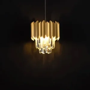 Magnolia Pendelleuchte E14 Ø 25cm mit Kristallprismen und edlem Design, ideal für stimmungsvolle Beleuchtung.