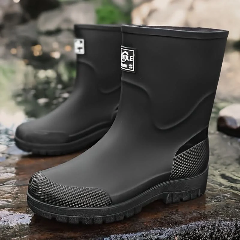 STORMTREAD - Durable outdoor rain boots designed for reliable comfort and protection.