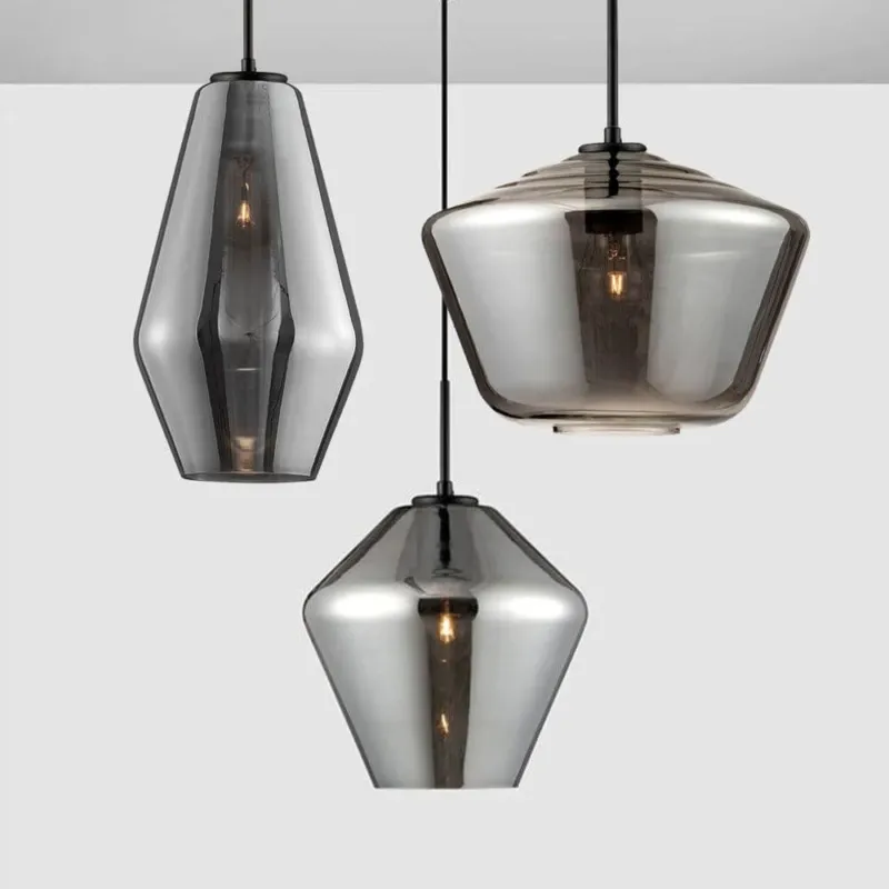 Veiro Hängeleuchte mundgeblasenes Rauchglas, moderne Pendelleuchte aus schwarzem Metall mit rauchfarbener Glaskuppel