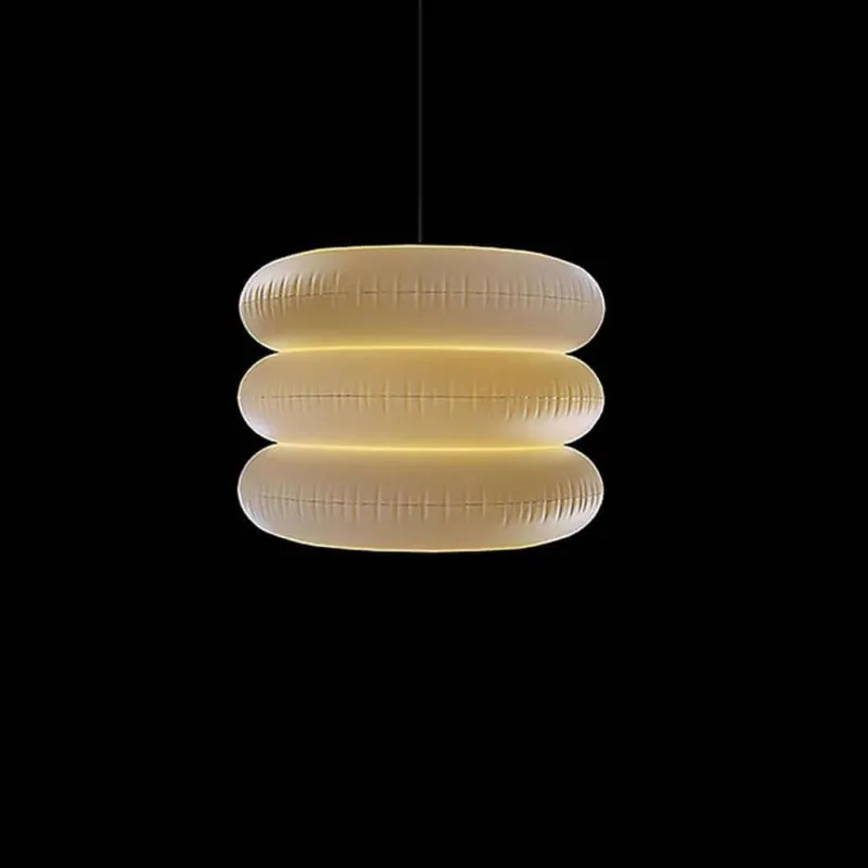 Big Puff Outdoor Hängeleuchte 50 - große, luftgefüllte Lampe für drinnen oder draußen, diffuses Licht.