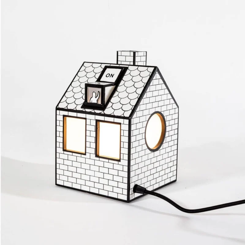 Seletti On-Off Schreibtischleuchte Recyclingpapier quadratisch, umweltfreundliche Hausform-Leuchte von Tomas Schats