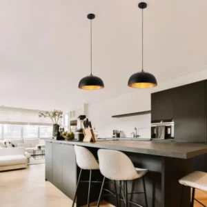 Sqube Pendelleuchte Schwarz, Gold – elegante Hängelampe für moderne Küche mit schwarzem Schirm und goldener Innenbeschichtung
