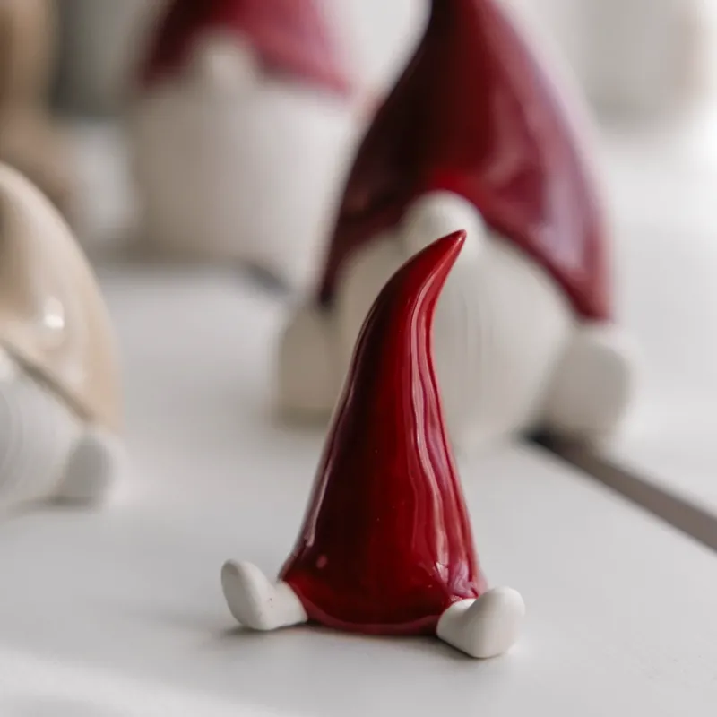 Deko Weihnachtsfigur Ture - rot