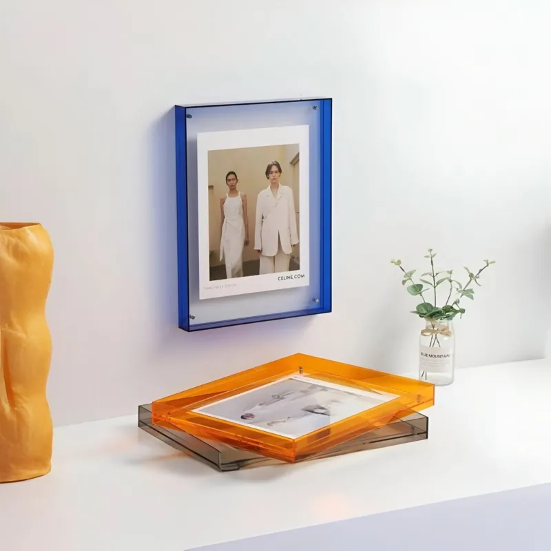 LUCIDNEST – Transparent Frame for Minimalist Memory Styling
