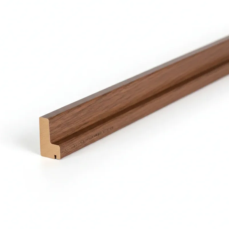 Schattenfugenrahmen-Profil aus MDF mit hochwertiger Eiche Braun Dekorfolie.