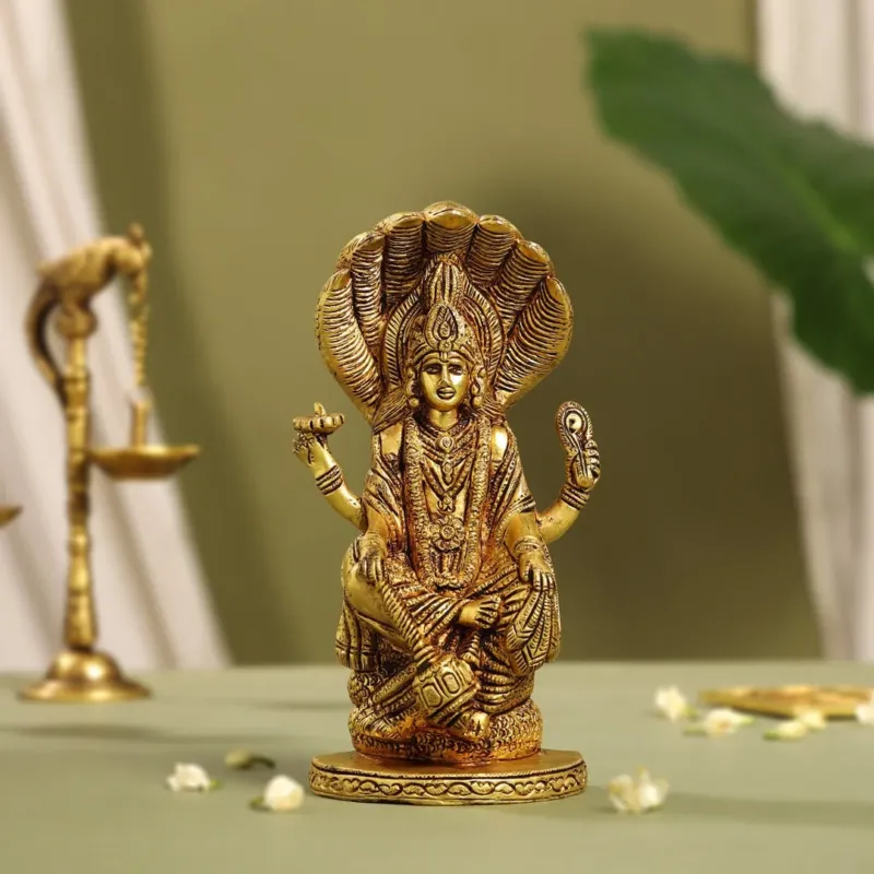 Brass Sitting Lord Vishnu Idol (7.6 INCH)