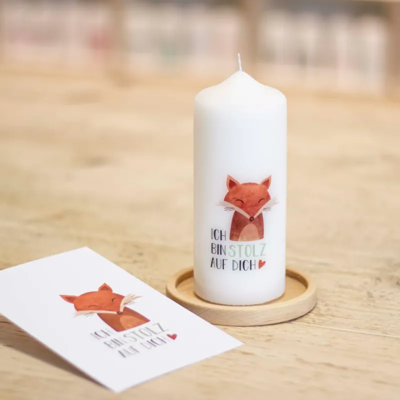 Geschenkkerze mit dem Aufdruck Ich bin stolz auf dich mit einem Fuchs