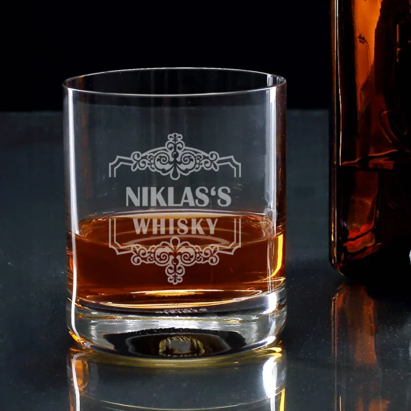Whiskeyglas mit Gravur Ihres Wunschnamens
