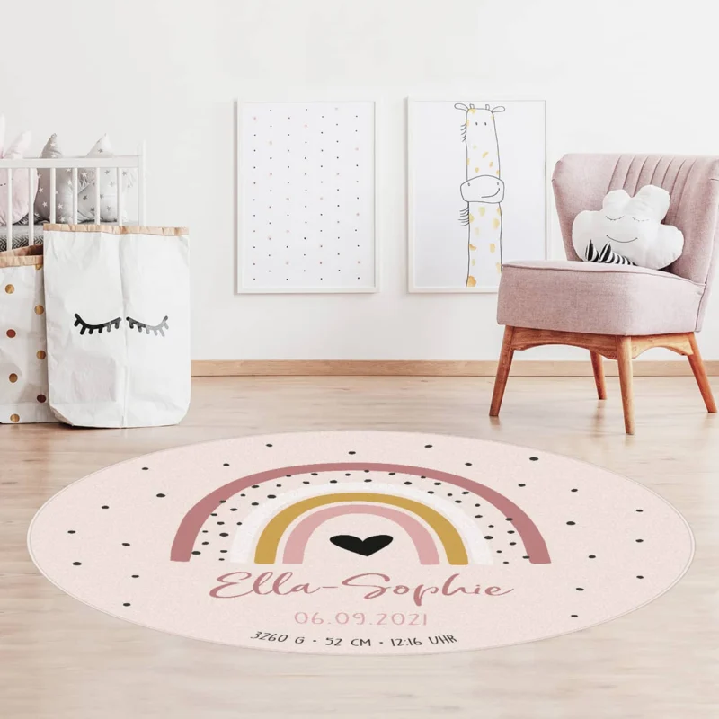 Teppich in Rosa für das Kinderzimmer mit Regenbogen Motiv