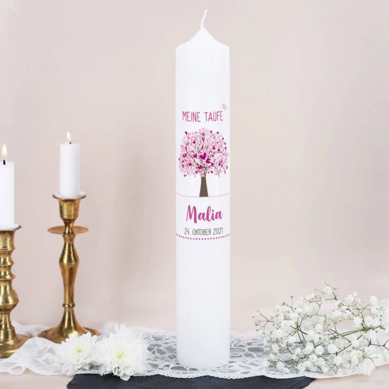 Große Taufkerze mit Lebensbaum in rosa für Mädchen