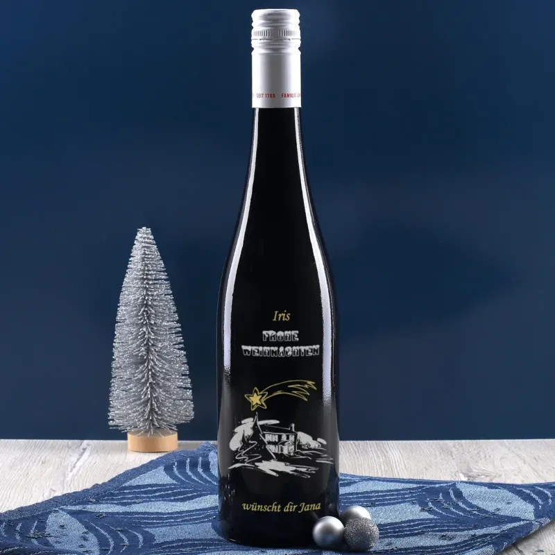Persönliche Weinflasche zu Weihnachten mit Gravur